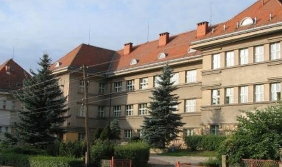 ŠKOLNÍ PORADENSKÉ PRACOVIŠTĚ