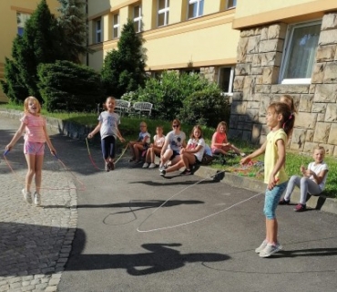 SPORTOVNÍ DEN 1. STUPNĚ