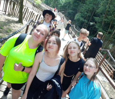 DEVÁŤÁCI V ZOO