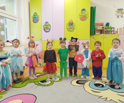 KARNEVAL V MŠ