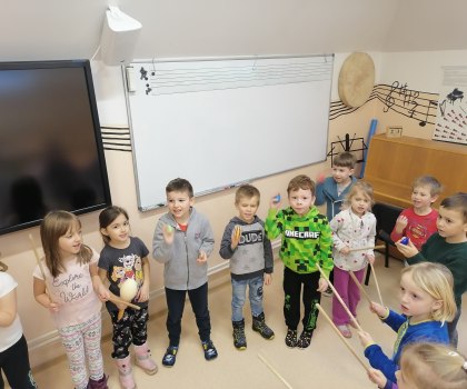 PRVNÍ PŘEDŠKOLIČKA