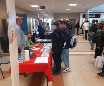JOBSTART UHK