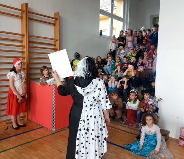 KARNEVAL V DRUŽINÁCH