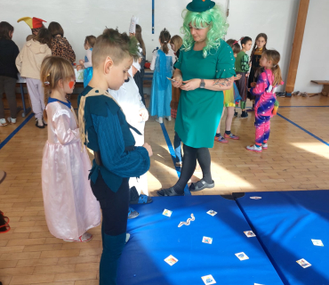 KARNEVAL V DRUŽINÁCH