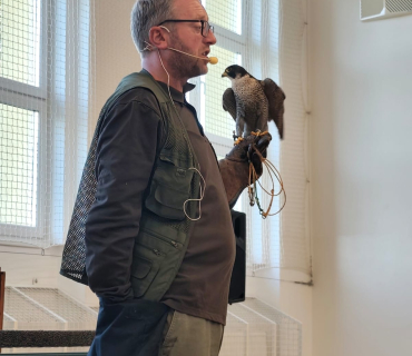 DRAVCI V TĚLOCVIČNĚ