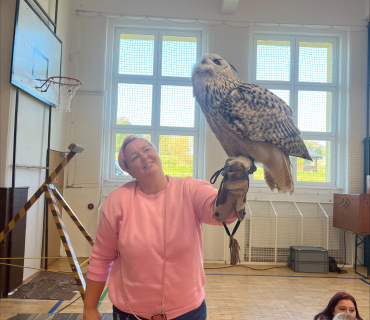 DRAVCI V TĚLOCVIČNĚ