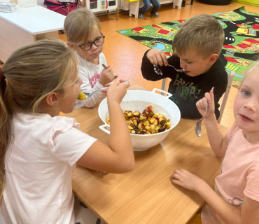 SALÁTY V DRUŽINĚ 1. TŘÍDY