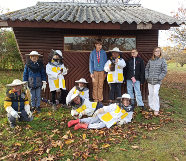 PODZIMNÍ PROHLÍDKA VČEL