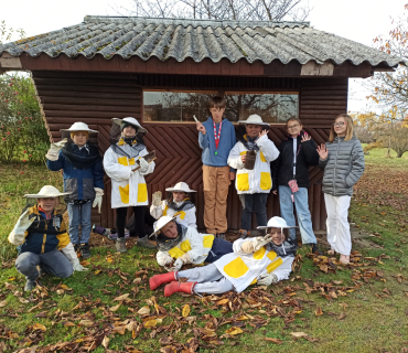 PODZIMNÍ PROHLÍDKA VČEL