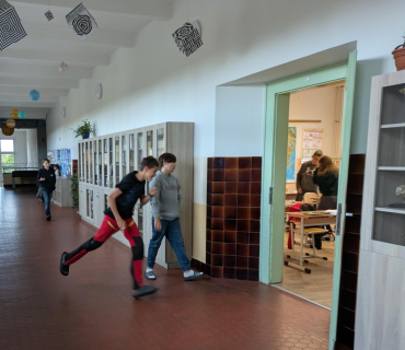 BĚHACÍ DIKTÁT V MATEMATICE