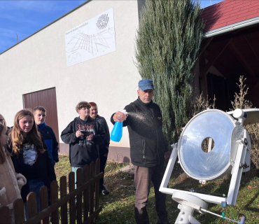 EXKURZE DO HVĚZDÁRNY