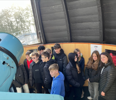 EXKURZE DO HVĚZDÁRNY