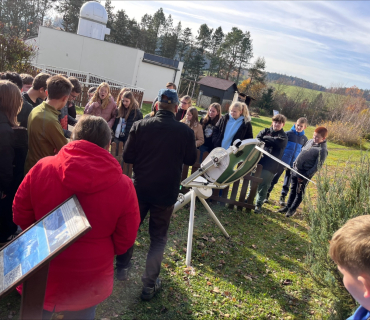 EXKURZE DO HVĚZDÁRNY