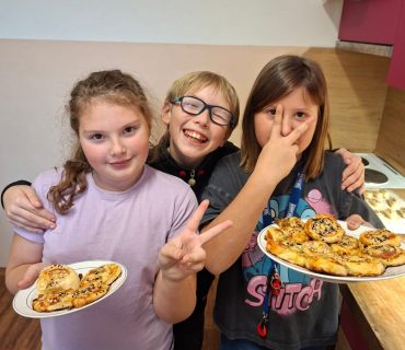 Z ČINNOSTI DRUŽINY