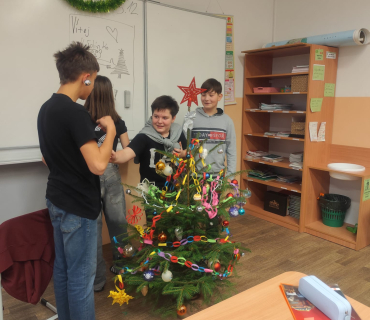 VÁNOCE V 7. TŘÍDĚ