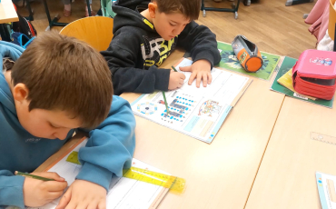 GEOMETRIE VE TŘETÍ TŘÍDĚ